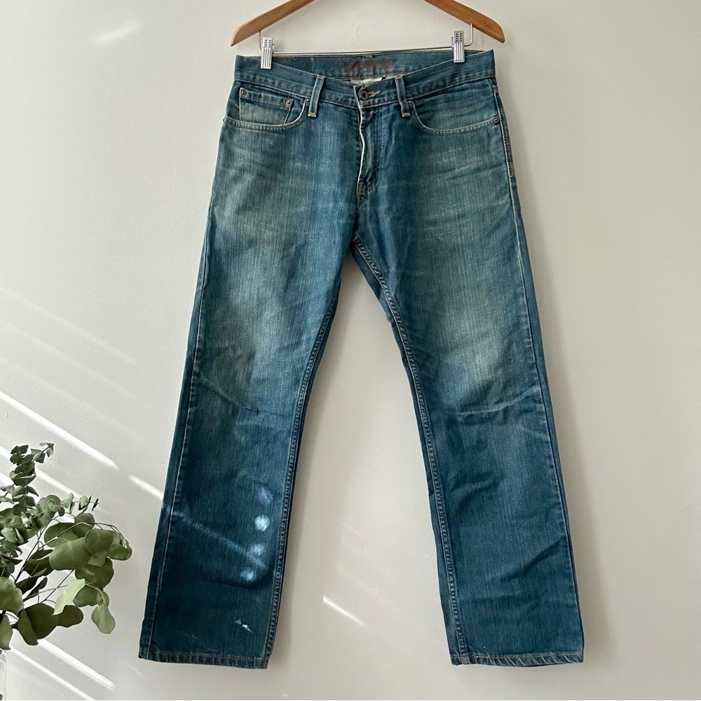 Vintage Men’s Levi’s 514 Slim Straight w/ Zipper Fly 32x30